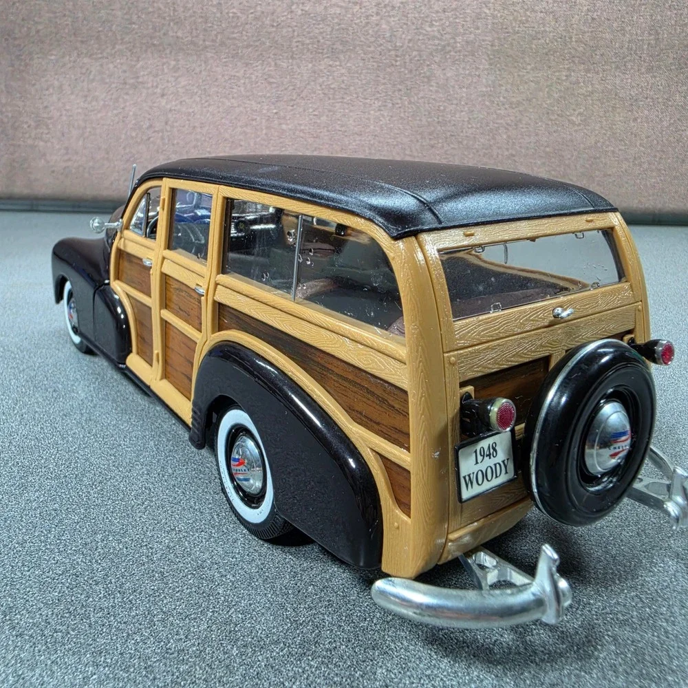 Chevrolet 1948 Woody Wagon Model Unisex OS Black Excellent Fleetmaster Diecast